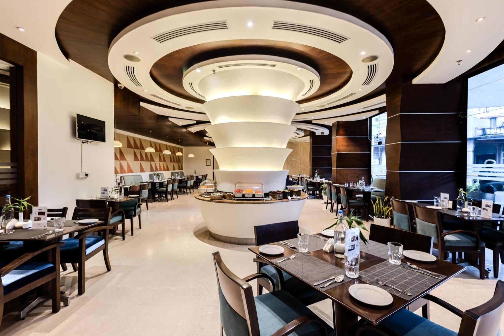 Olive Downtown Hotell Kochi Exteriör bild